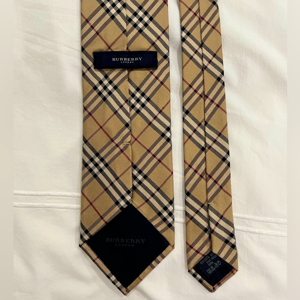 Burberry Men’s Check Silk Tie